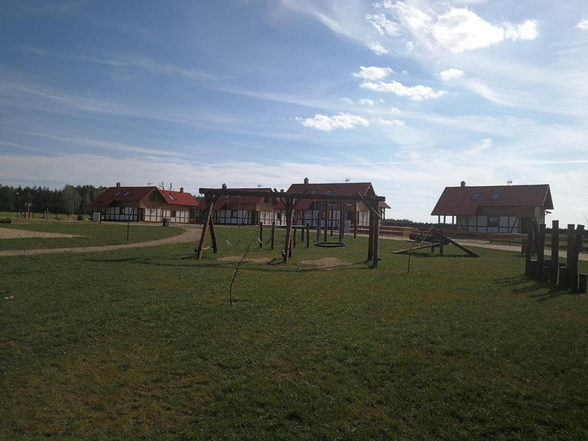 Lesna Ostoja Villa Borowy Mlyn Buitenkant foto